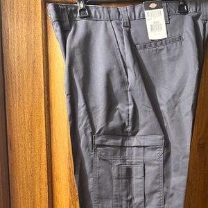 Dickies Men's Gray Work cargo flex Pants Subaru Logo 36x32 NWT